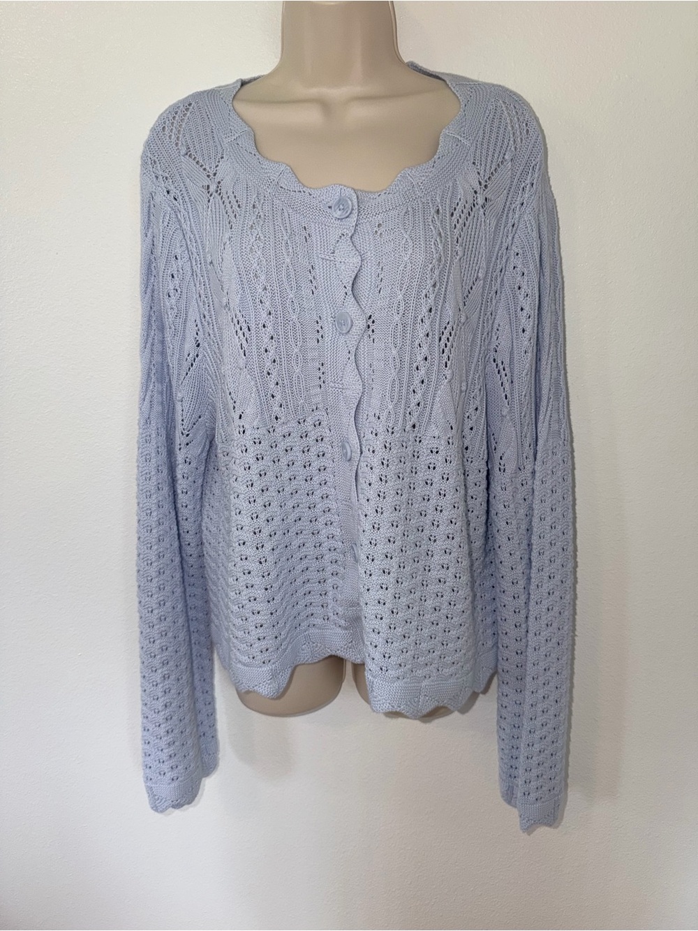 Universal Thread Light Blue Scalloped Button Knit Cardigan